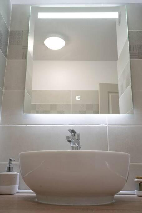 Le Marie-Agnes Appartement Neuf De Standing 法兰西堡 外观 照片